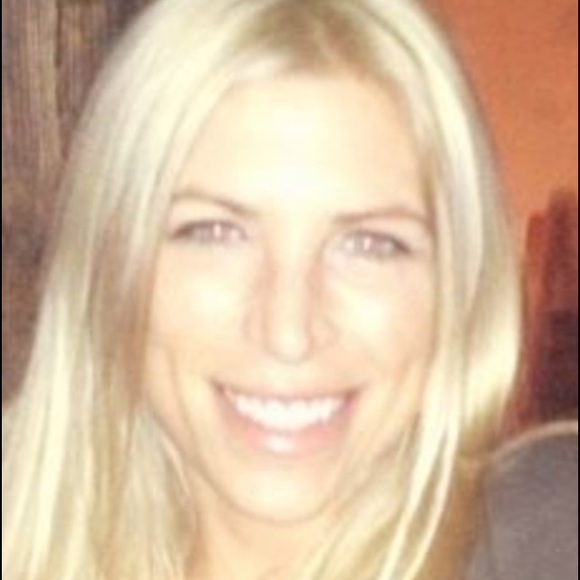 Profile Picture of Jessica Di pietro (@jesslikeheaven) on Poshmark