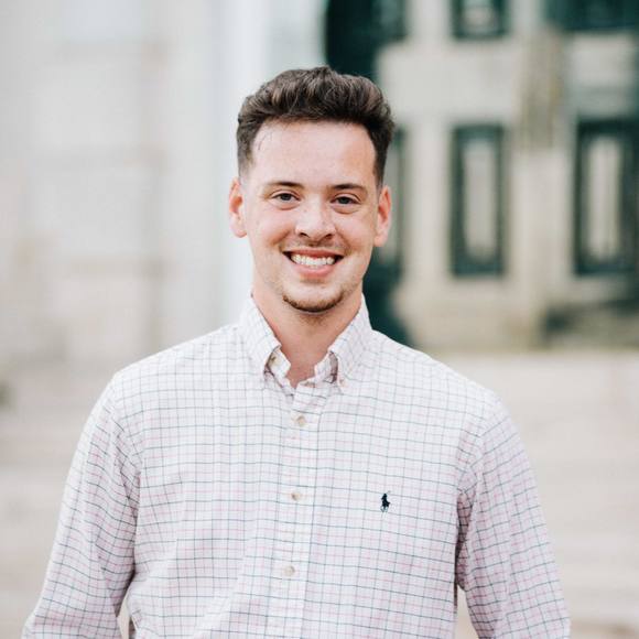 Profile Picture of Brandon Fields (@brandonfields1) on Poshmark