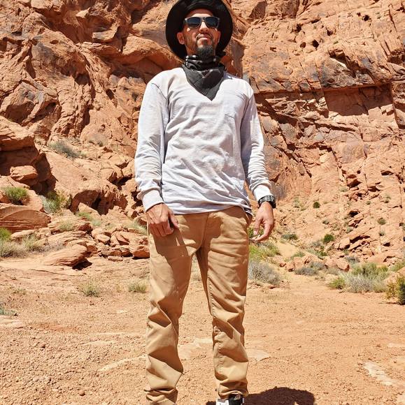 Profile Picture of Rene Jean (@rayjean32591) on Poshmark