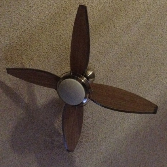 Profile Picture of Andrew Debina-bautista (@808andrewdb) on Poshmark