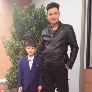 Profile Picture of Huu Chu (@huu.chu.73) on Facebook