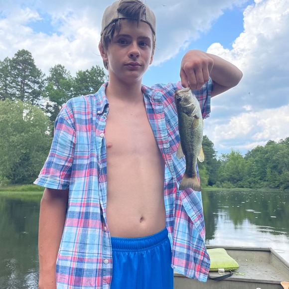 Profile Picture of Christian Pinnon (@christianpinnon) on Poshmark