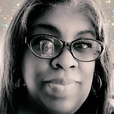 Profile Picture of Annette Fields (@JustCurious37) on Twitter