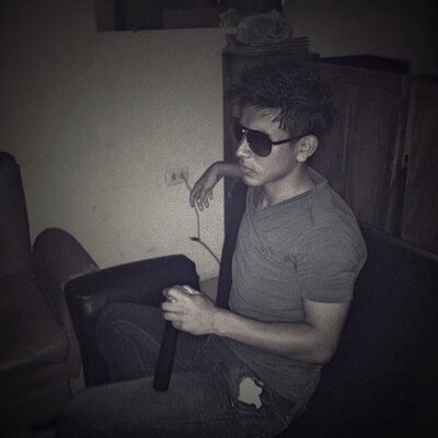 Profile Picture of John Vaca (@VacaJohn10) on Twitter