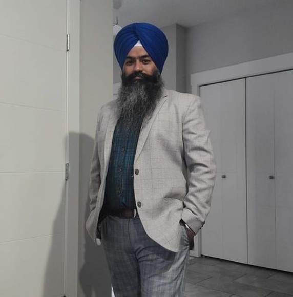 Profile Picture of Sukhminder Singh (@sukhminder_s) on Poshmark