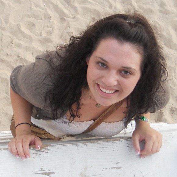 Profile Picture of Samantha Struttmann (@sstrutt1) on Poshmark