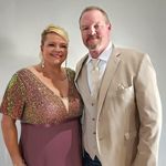 Profile Picture of Leslie Rayburn (@shawnandles) on Instagram