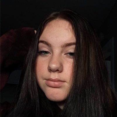Profile Picture of Emmaluckey (@emmaluckey4) on Twitter
