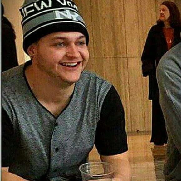 Profile Picture of Connor Fizzell (@cfrizz05) on Poshmark