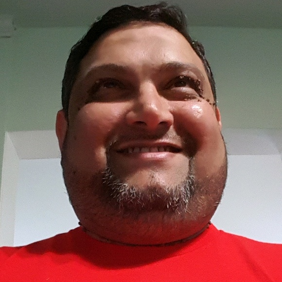 Profile Picture of Muhammad Farooq (@farooq92) on Poshmark