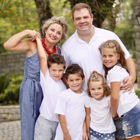 Profile Picture of Claudia Debortoli (@binadebortoli) on Poshmark