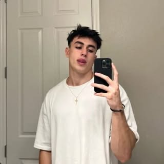 Profile Picture of August Larson (@august.larson) on Instagram