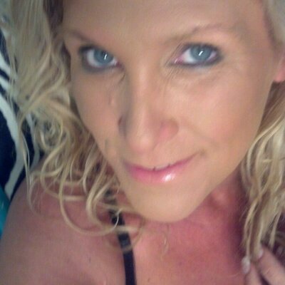 Profile Picture of Mz. Robin Deen (@rdeen64) on Twitter