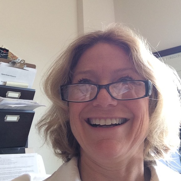 Profile Picture of Janice Mackey (@jlmack541) on Poshmark