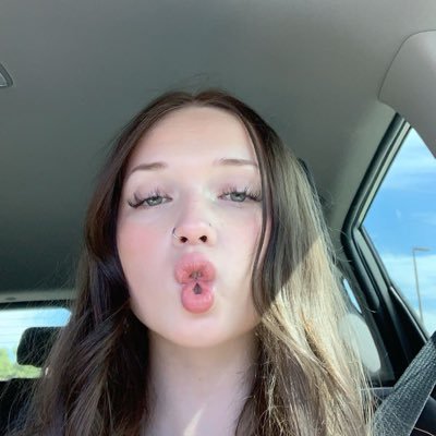 Profile Picture of Abra Jones (@jones_abra) on Twitter