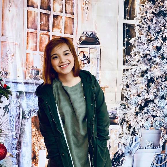 Profile Picture of Ái Hoàng (@nhanai) on Poshmark