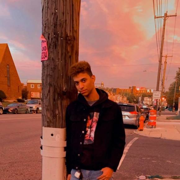 Profile Picture of Michael Salcedo (@michaelsalce344) on Poshmark