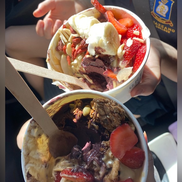 Profile Picture of Michaela Foale (@michaelafoale) on Poshmark