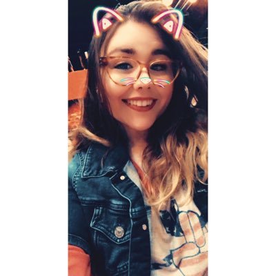 Profile Picture of Elizabeth_Ireneee (@LizzHamby) on Twitter