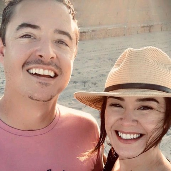 Profile Picture of Emma Mazoch (@emmamazoch) on Poshmark