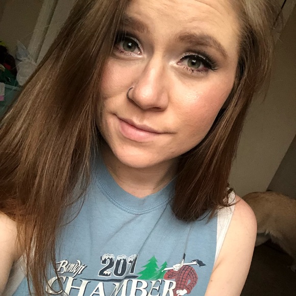 Profile Picture of Talia Wright (@wrightt196) on Poshmark