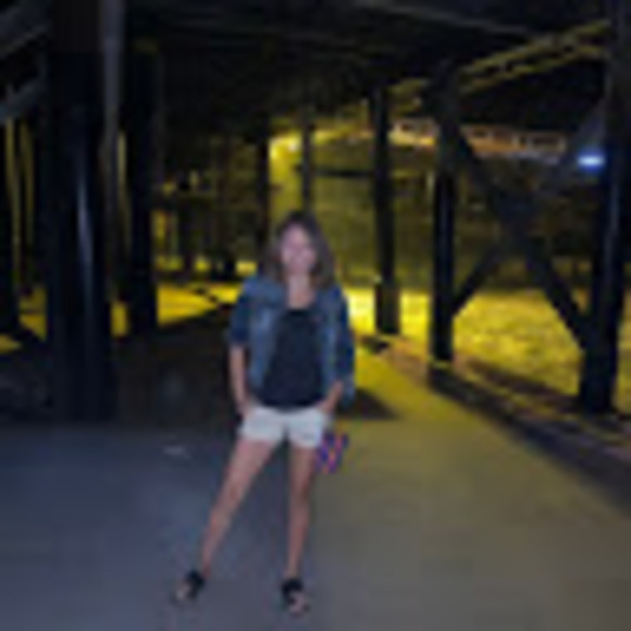 Profile Picture of Monette Biason (@monetteg88) on Poshmark