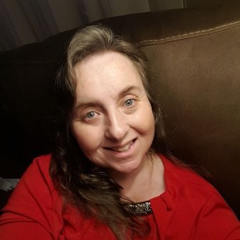 Profile Picture of Linda McNeil (@LindaMcNeil15) on Twitter