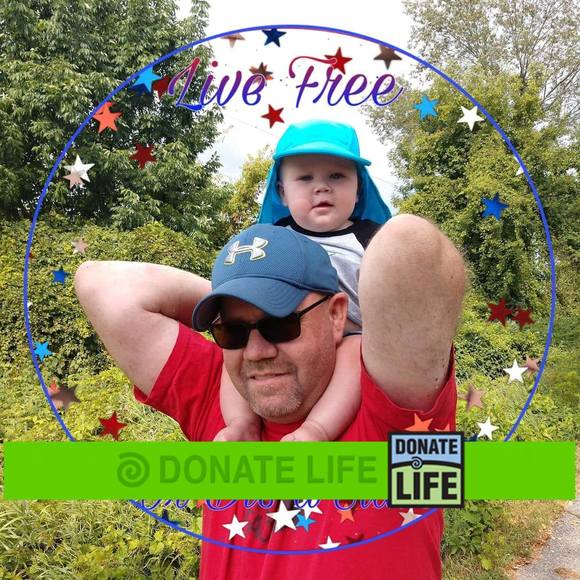 Profile Picture of Scott Carr (@scott_carr_fx) on Poshmark