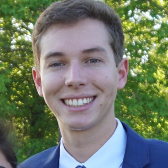 Profile Picture of Andrew Skinner (@andrew1835) on Poshmark