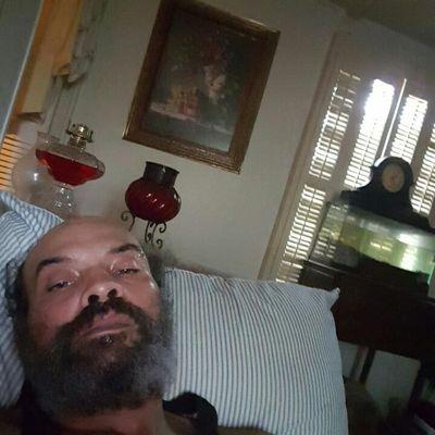 Profile Picture of Kelly Locklear (@96dfb65296974d1) on Twitter