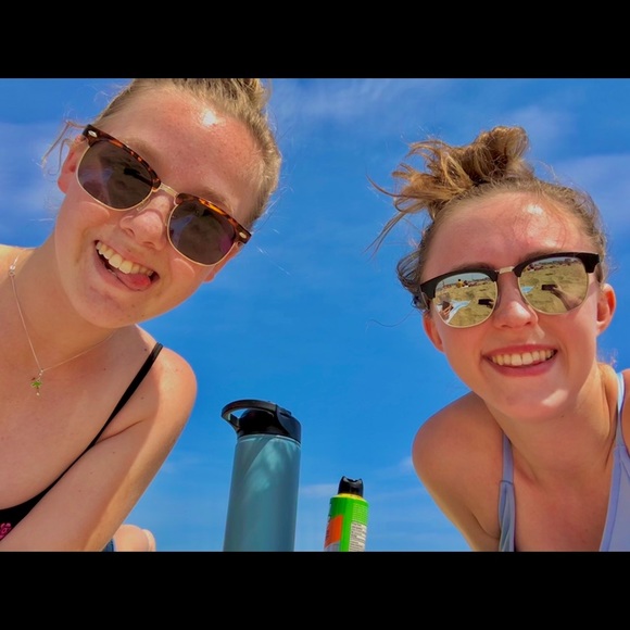 Profile Picture of Regina Jannetto (@rejannetto) on Poshmark