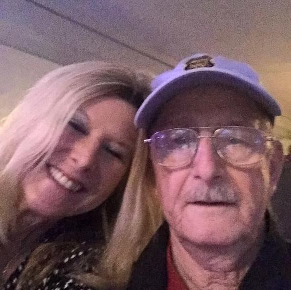 Profile Picture of Debbie Carrier (@debbie_carrier) on Poshmark