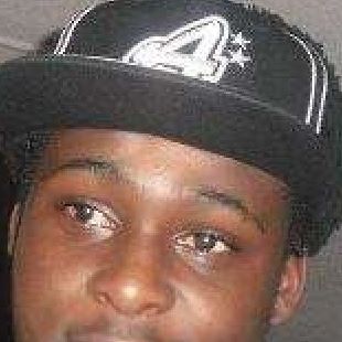 Profile Picture of Lorenzo Robbins (@lorenzo.robbins.16) on Facebook