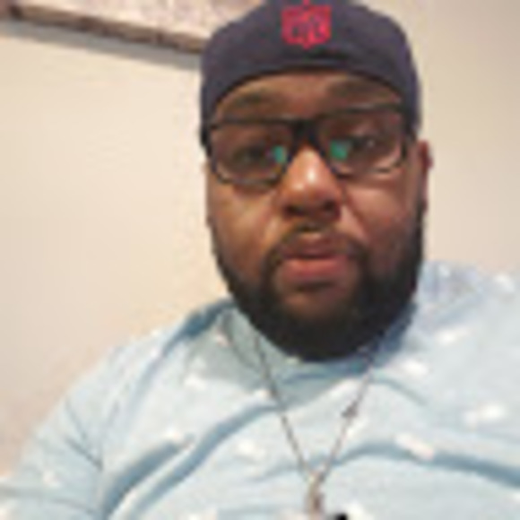 Profile Picture of Jeremy Dial (@mrdial1986) on Poshmark