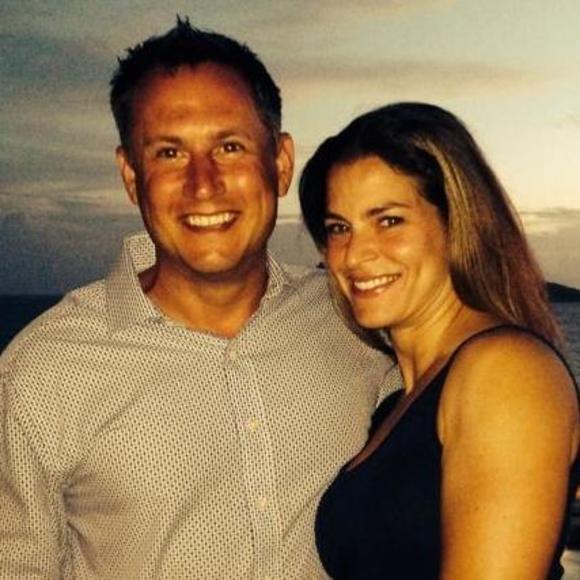Profile Picture of Jason Hoback (@jwhoback) on Poshmark