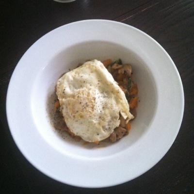 Profile Picture of Walter Swanson (@achefwithatwist) on Twitter