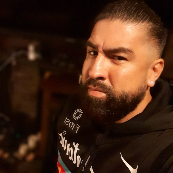 Profile Picture of Richard Munoz (@rgtzandtanks) on Poshmark