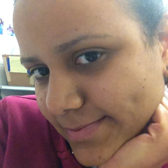 Profile Picture of Yadira Jiminian (@yadira0421) on Poshmark