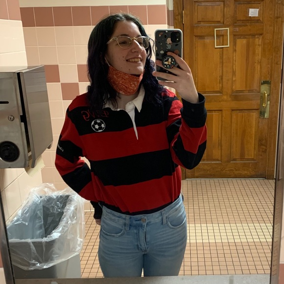 Profile Picture of Sam Canuel (@samcanuel) on Poshmark