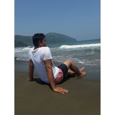 Profile Picture of J. Rodolfo R. Matey (@Rodolfo52697655) on Twitter