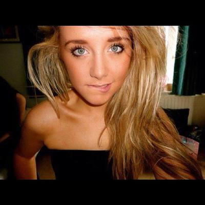 Profile Picture of Alison Bowling (@swiftfroglet94) on Twitter