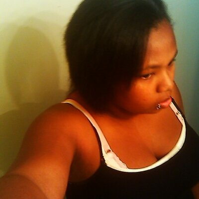 Profile Picture of Jasmine Mclaughlin (@mammyof3js) on Twitter