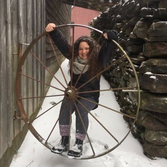 Profile Picture of Naomi Dershowitz (@nsd7) on Poshmark