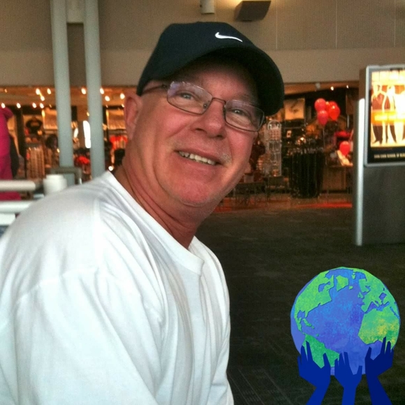 Profile Picture of Jim Hose (@jimhose) on Poshmark