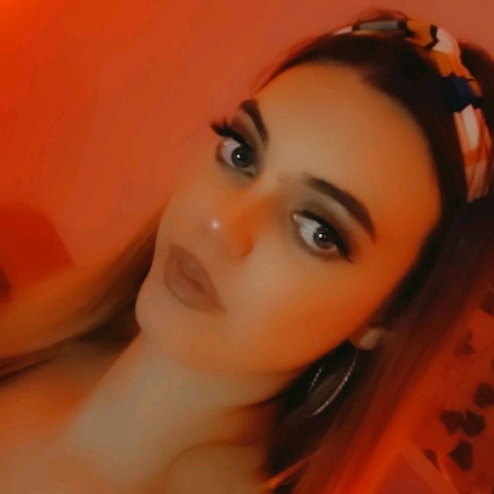Profile Picture of Carly Kingston (@carlykai) on Tiktok