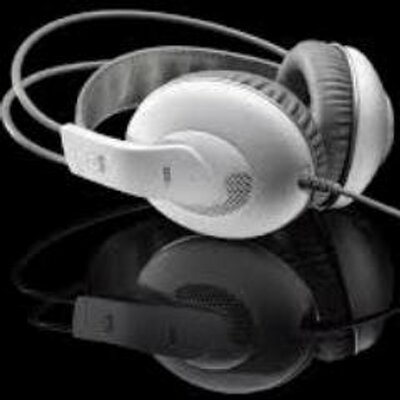 Profile Picture of Crystal Fabien (@crystal_fabien) on Twitter