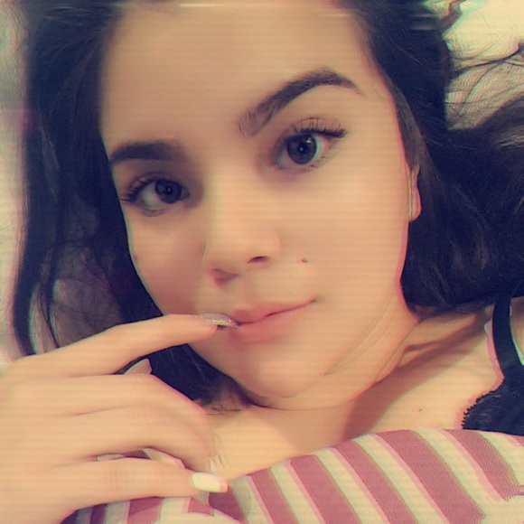 Profile Picture of Keyza Rodriguez (@keyzarodriguez) on Poshmark