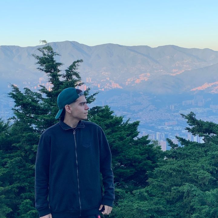 Alejandro - Tiktok Profile Picture of Alejandro (@alejandro_ayo) on Tiktok