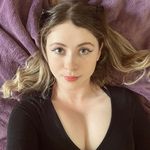 Profile Picture of Courtney O’Donnell (@fawnstitch) on Instagram