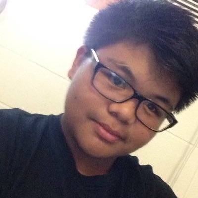 Profile Picture of Marc Farinas (@skyflameheart) on Twitter